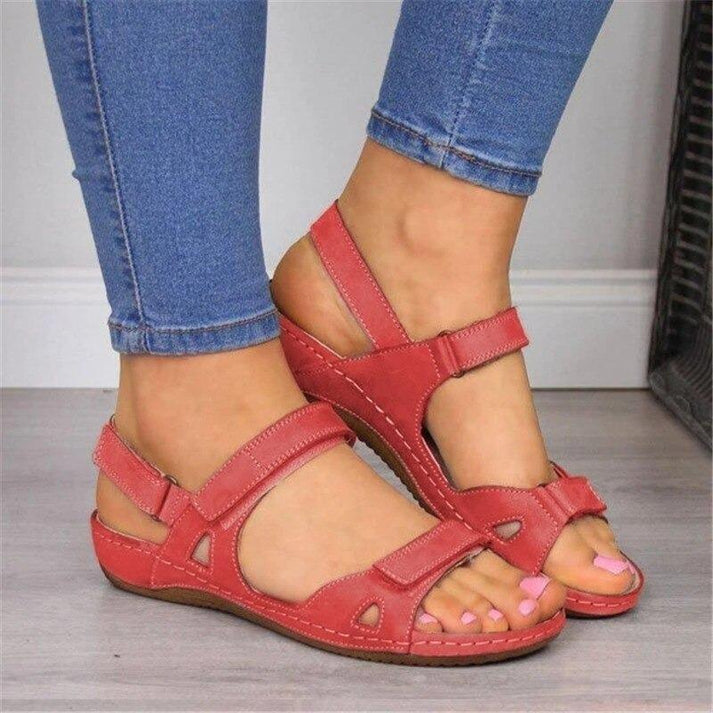 SoftWalk Everyday Sandal