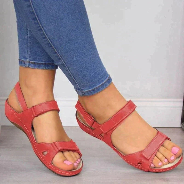 SoftWalk Everyday Sandal